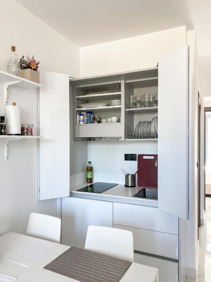 Kallithea  New Modern Deluxe Apartment In Kallithea מראה חיצוני תמונה